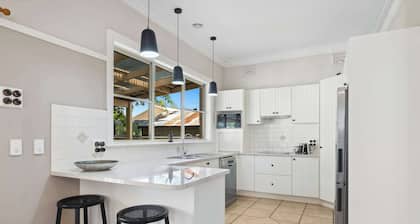 The Cali on Edward - Open & Airy Ambiance