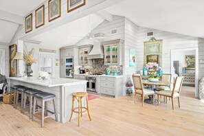 Fridge, microwave, oven, stovetop - Heated Pool, Hot Tub, Kayaks, Fishing, 5BR Waterfront Home in Key Allegro (Rockport)