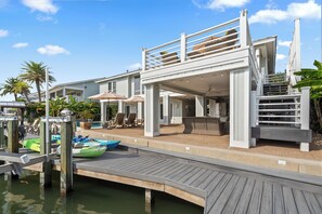 Terrace/patio - Heated Pool, Hot Tub, Kayaks, Fishing, 5BR Waterfront Home in Key Allegro (Rockport)