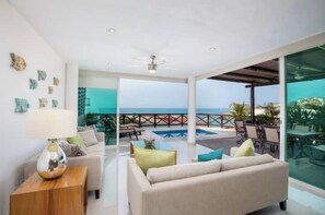 Interior - BEAUTIFUL VILLA 16 BEACHFRONT WITH PRIVATE POOL (Cruz de Huanacaxtle)