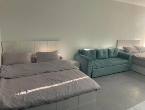 1 chambre, fer et planche à repasser, Wi-Fi, draps fournis