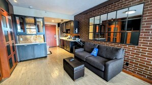 Interior - Updated Condo | Hot Tub, Firepit & Mountain Views (Keystone)