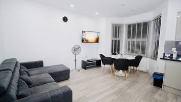 Basic Apartment, 1 Double Bed with Sofa bed, Non Smoking, Kitchen | Living area