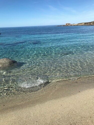 BRAND-NEW SELF-CONTAINED STUDIO WITH GARDEN IN MARINE AREA