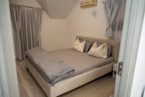 3 Schlafzimmer, Bügeleisen/Bügelbrett, WLAN, Bettwäsche