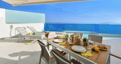 Balcon Azul IV by VillaGranCanaria