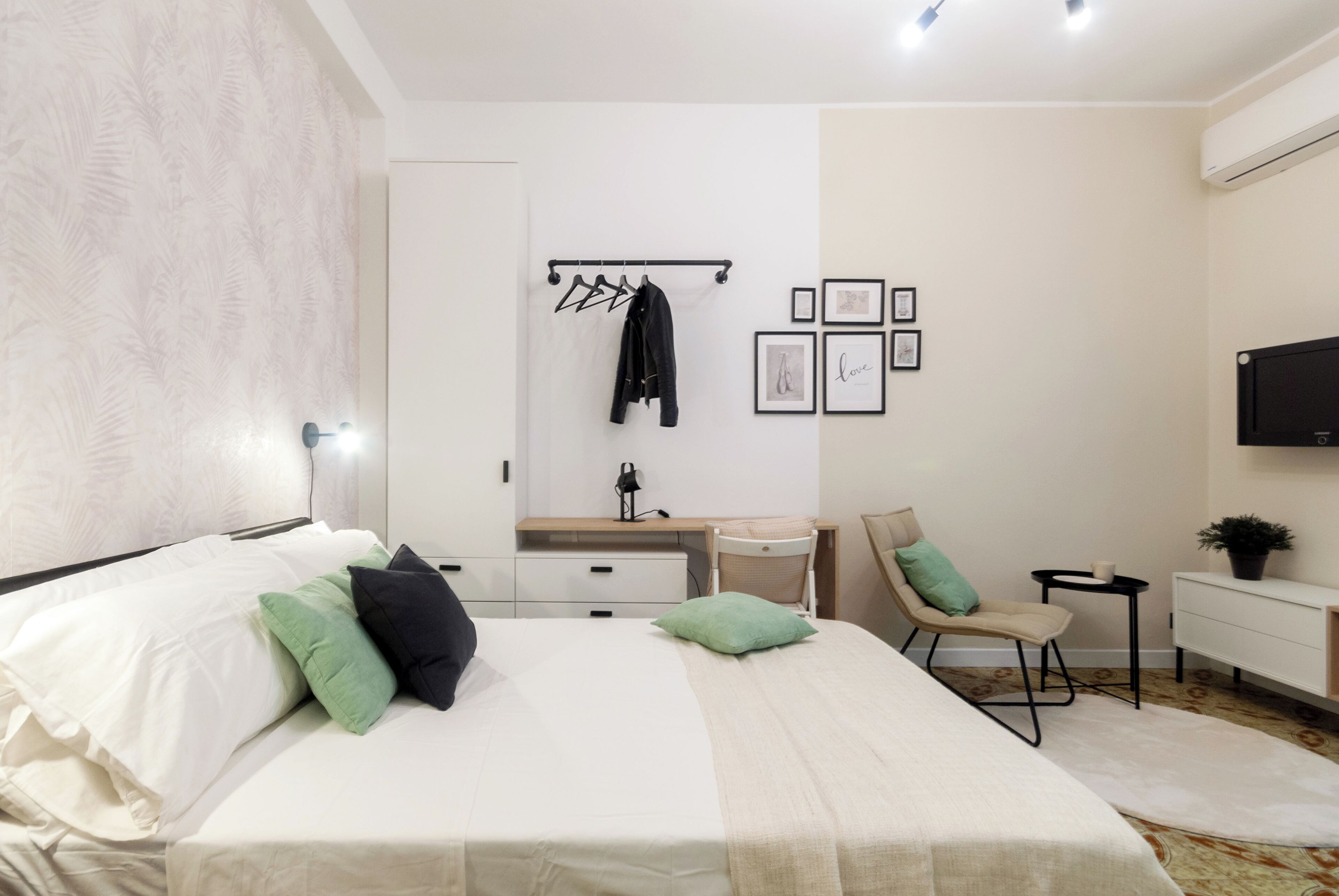 1 quarto, ferros/tábuas de passar roupa, Wi-Fi, roupa de cama