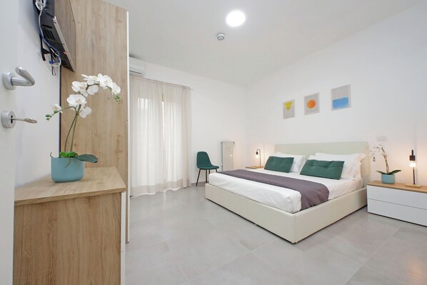 Apartment | 1 bedroom, down comforters, iron/ironing board, free WiFi - YCH Bagnera Suites  (Rome)
