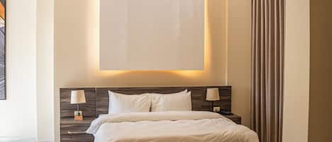 Minibar, coffres-forts dans les chambres, rideaux occultants