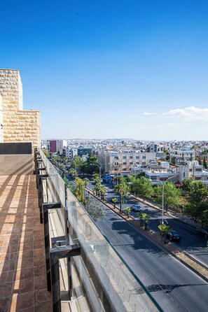 إطلالة على المدينة