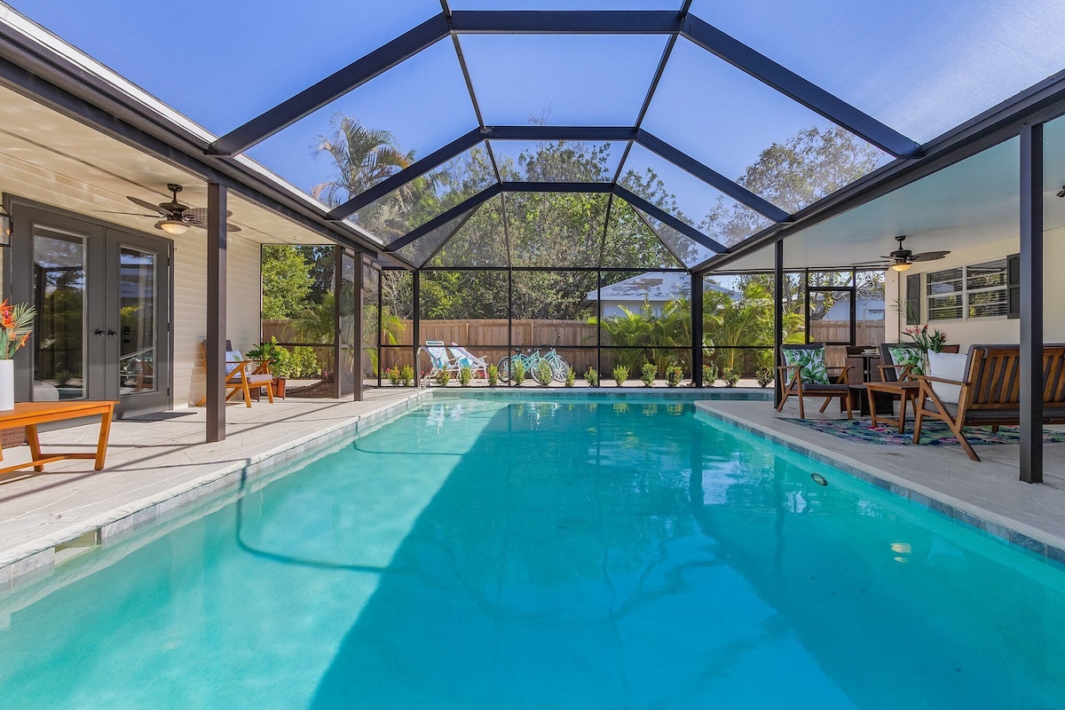 Photo 36 of 5 BDRM/3 Bath/Naples Luxury/Htd Pool/Nr Beach/Pets