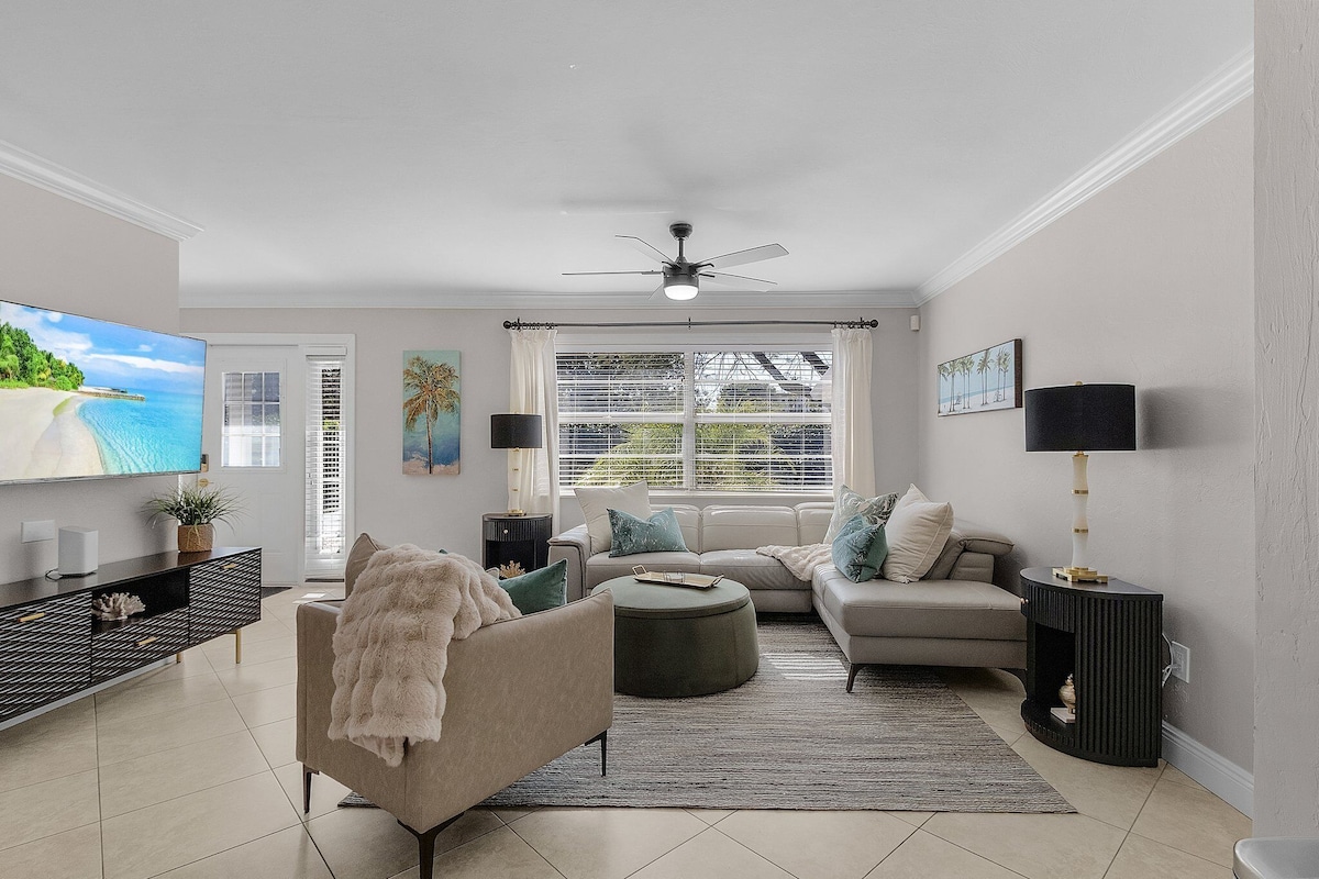 Photo 4 of 5 BDRM/3 Bath/Naples Luxury/Htd Pool/Nr Beach/Pets