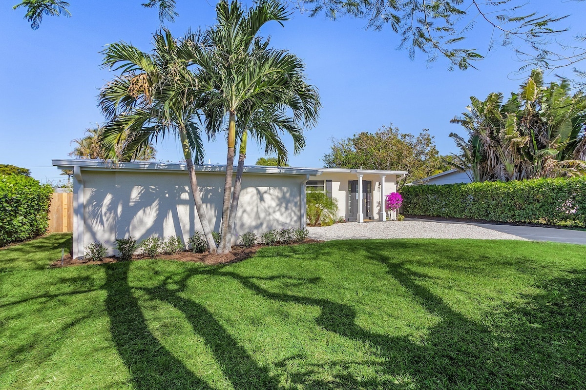 Photo 42 of 5 BDRM/3 Bath/Naples Luxury/Htd Pool/Nr Beach/Pets