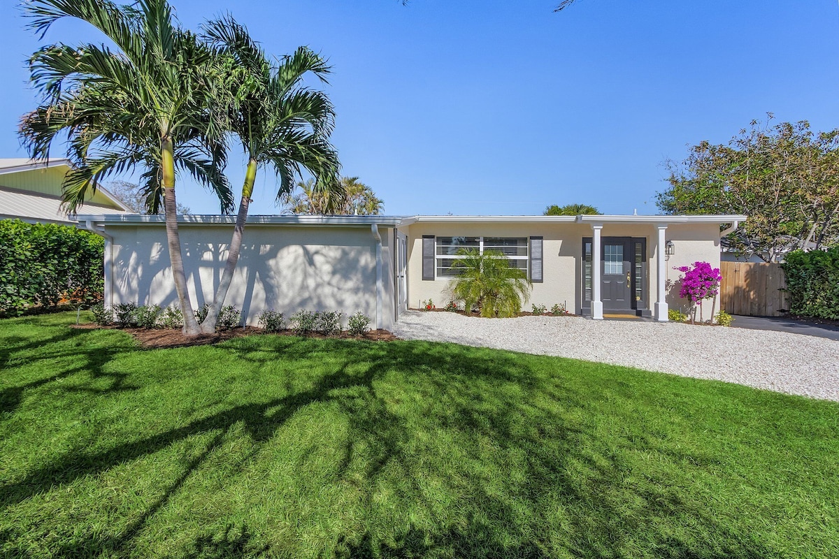 Photo 39 of 5 BDRM/3 Bath/Naples Luxury/Htd Pool/Nr Beach/Pets