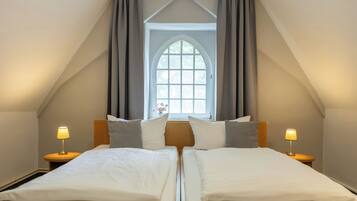 Standard-Doppelzimmer, Parkblick | Kostenloses WLAN, BettwÀsche