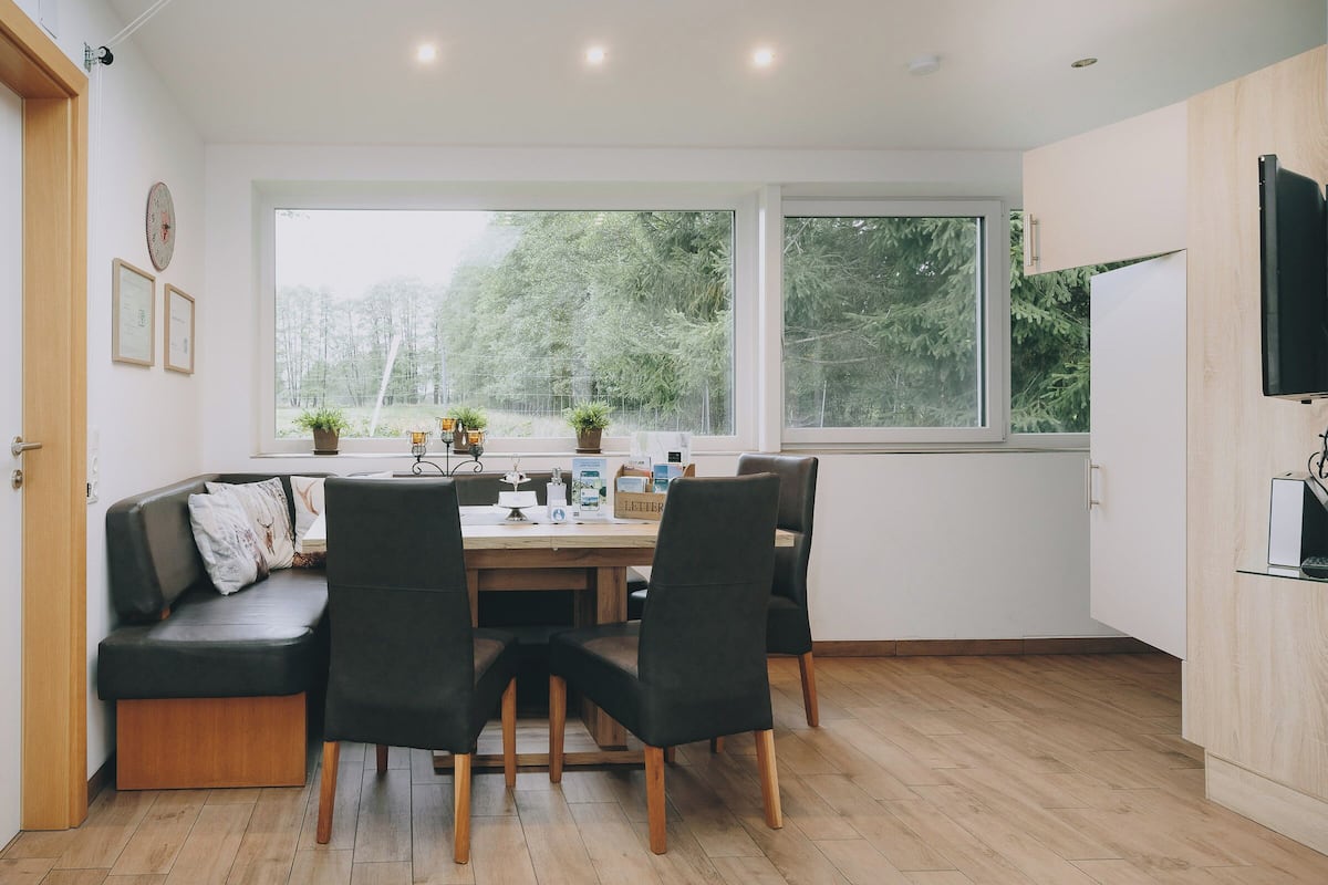 Deluxe Chalet, Mountain View | In-room dining