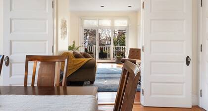 Huge historic Eastside home - walk to Brown, RISD