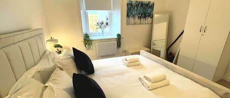 2 habitaciones, tabla de planchar con plancha y wifi gratis