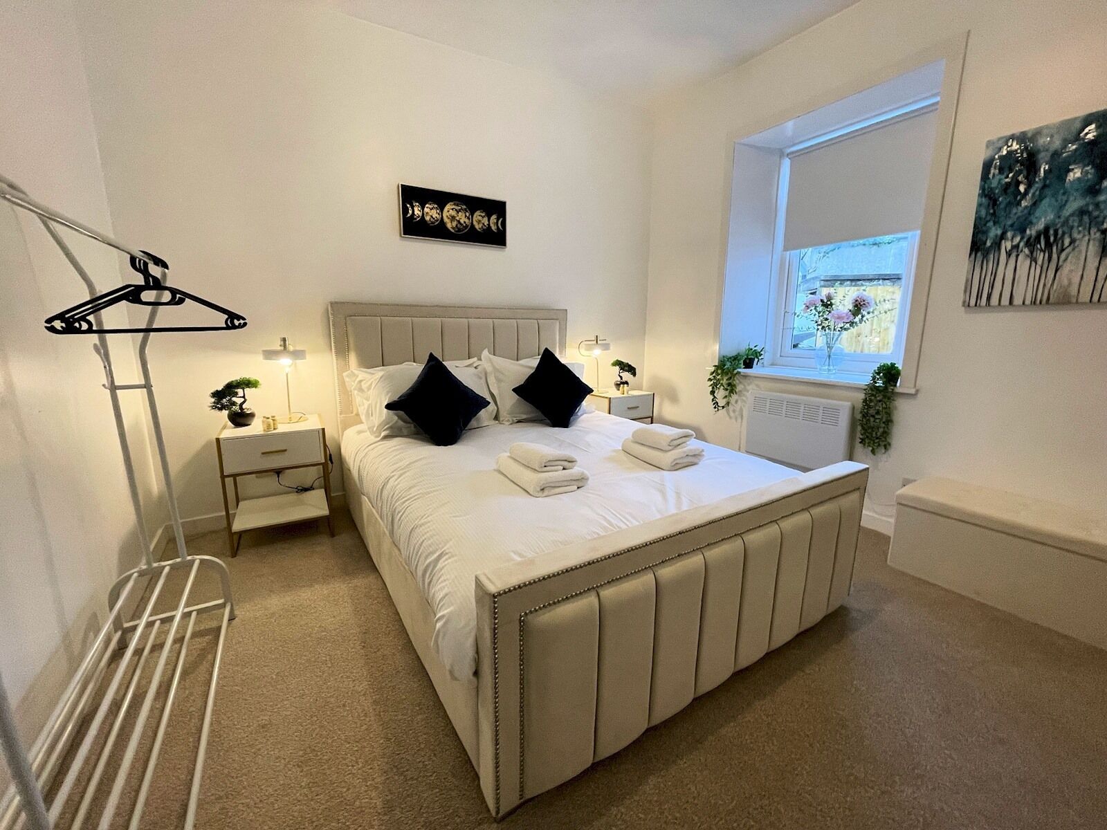 3 bedrooms, iron/ironing board, free WiFi, bed sheets