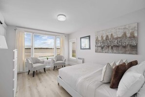 2 habitaciones, tabla de planchar con plancha, cuna de viaje y wifi 