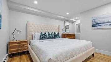 1 bedroom, iron/ironing board, travel crib, WiFi