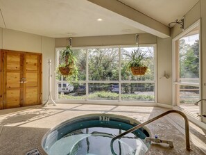 Interior - 2114 Villamare ~ Lovely 2BR Villa Just Steps to the Beach! (Hilton Head Island)