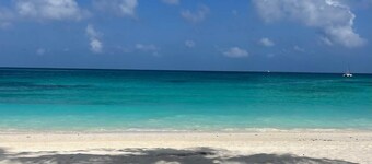 Wambaa Garden Flats - Your Gateway to Paradise

