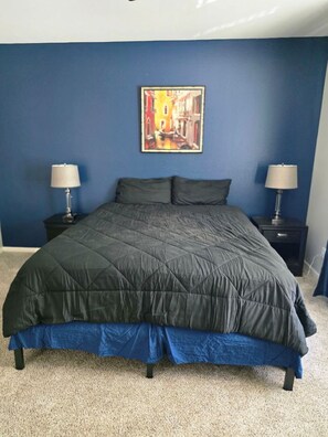 4 bedrooms, WiFi, bed sheets - Spacious 4-bedroom house with Pool, WiFi and AC in brilliant Buckeye (Buckeye)