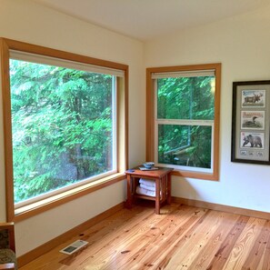 Chalet, 3 Bedrooms, Smoking, Fireplace | Interior