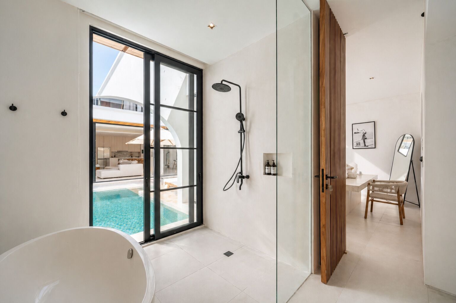 Superior-Villa, Balkon, Gartenblick | Badezimmer | Hausschuhe, Handtücher, Seife, Shampoo