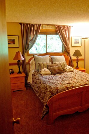 Apartment, 2 Bedrooms, Smoking, Fireplace | 2 bedrooms