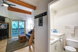 Apartment, 1 Bedroom, Smoking, Fireplace | Living room - Mt Baker Lodging Condo 94 - A Great Condo Near Skiing and Hiking Now has Wifi (Deming)