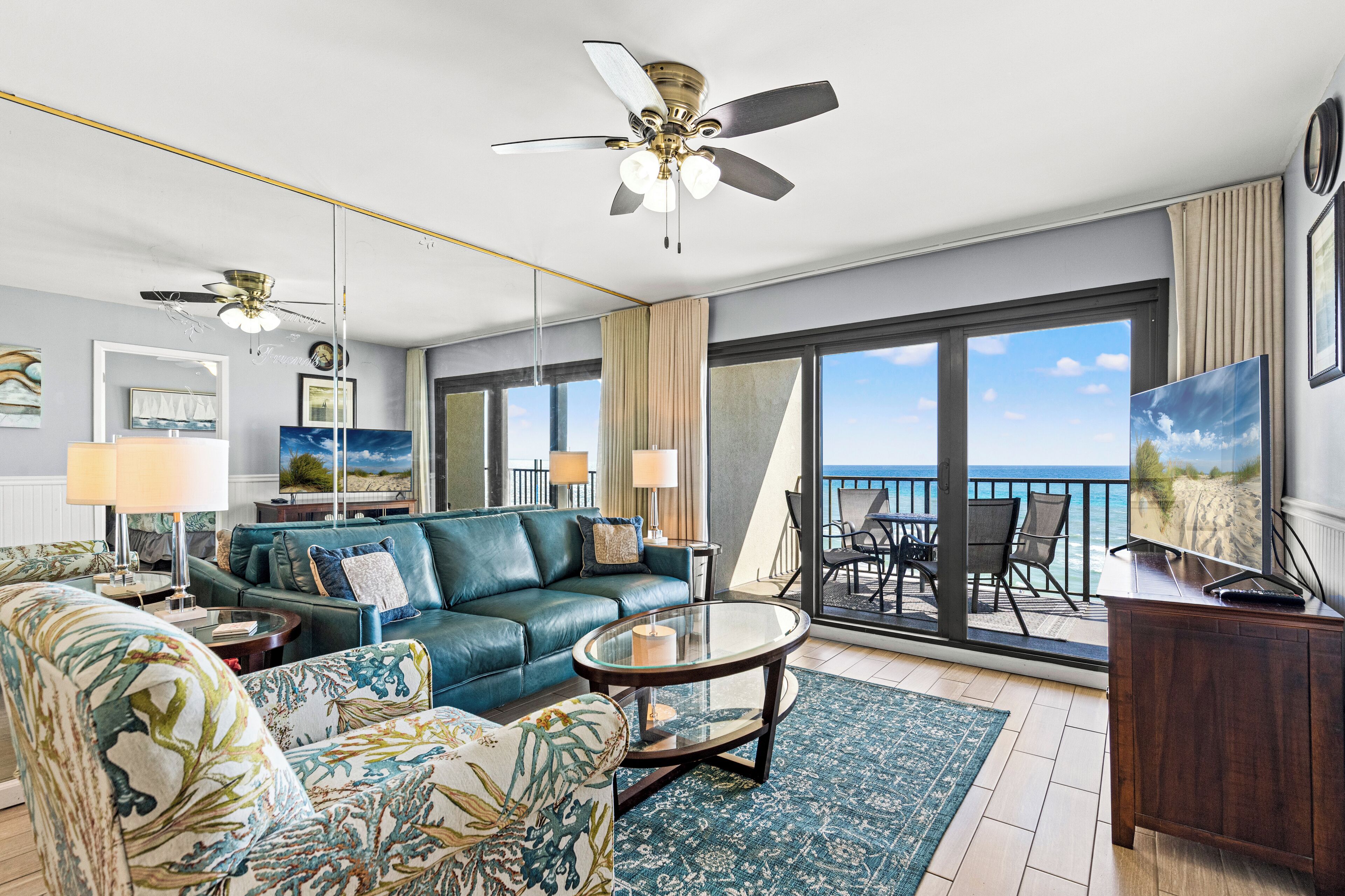 Smart TV, DVD player