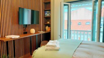 Wifi gratis y ropa de cama
