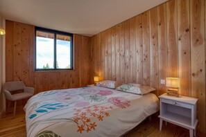 3 多间卧室、熨斗/熨衣板、旅行婴儿床、WiFi