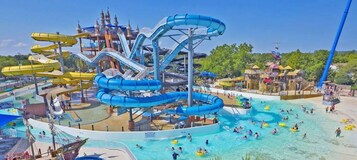 House, Accessible | 4 bedrooms, Internet