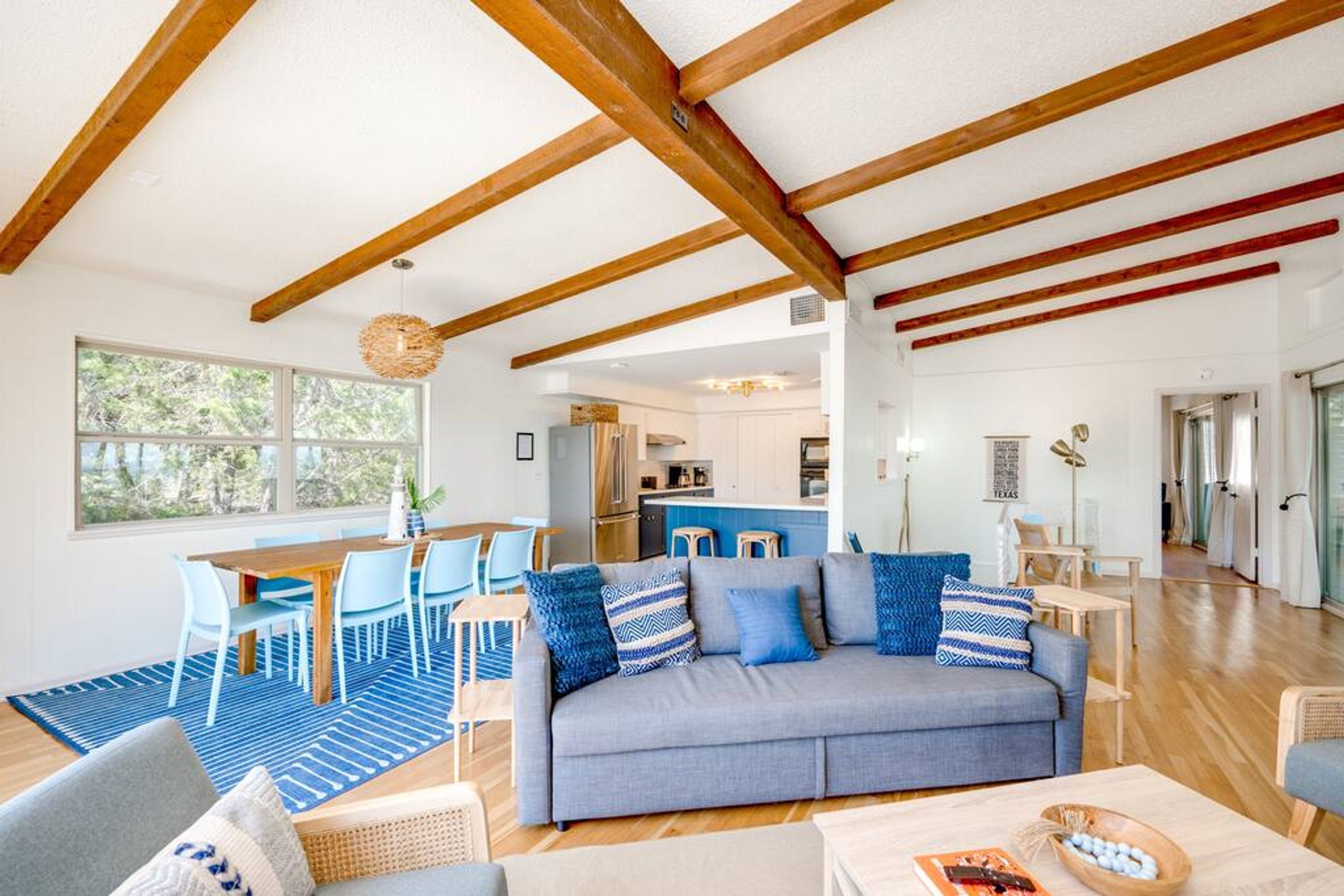 4 habitaciones y acceso a internet 