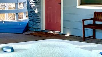 House, Accessible | 4 bedrooms, high-speed internet