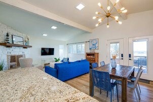House | 4 bedrooms, Internet