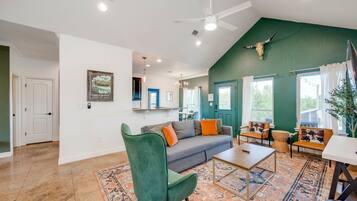 House | 5 bedrooms, Internet