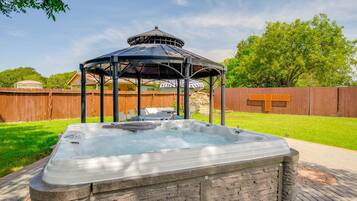 Nhà, hút thuốc | 8 phòng ngủ