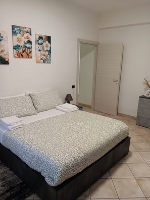 2 bedrooms, iron/ironing board, travel crib, WiFi