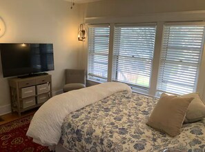 4 chambres, fer et planche à repasser, lit parapluie, Wi-Fi gratuit