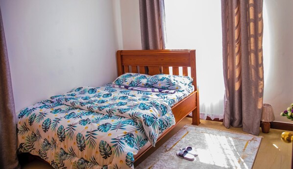 2 chambres, fer et planche à repasser, Wi-Fi, literie fournie