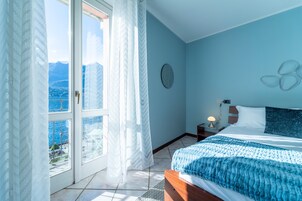 Apartment, Balcony, Lake View | Iron/ironing board, free WiFi, bed sheets