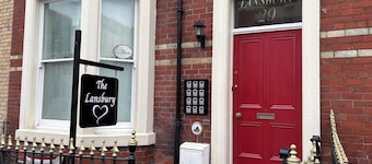 The Lansbury - Whitby