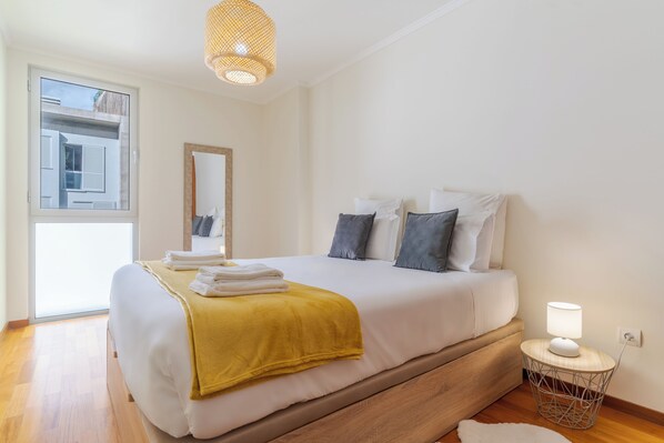 Comfort Apartment, Balcony, Mountain View | 1 bedroom, blackout drapes, soundproofing, iron/ironing board