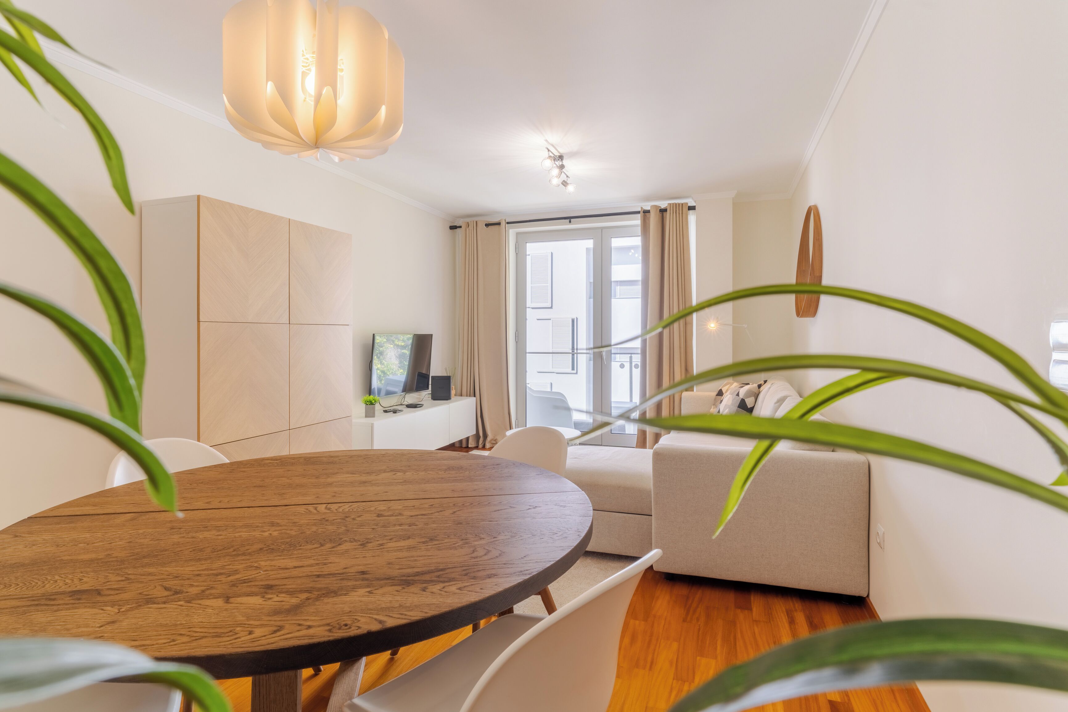 Comfort Apartment, Balcony, Mountain View | Living area