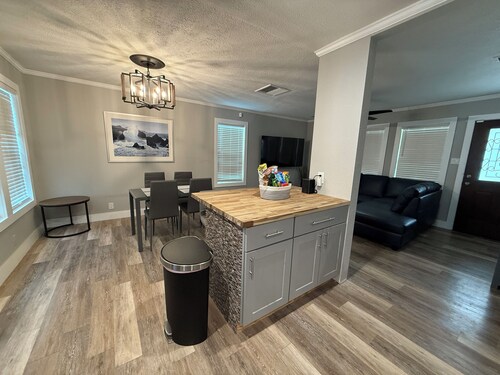 Enjoy comfort, style, and convenience at Dune'R Thing, a cozy 3 bedroom retreat!