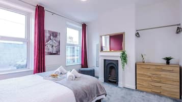 3 bedrooms, WiFi, bed sheets